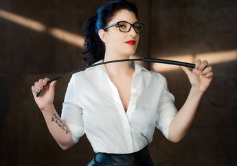 Pacarmu yang Pendiam itu Bisa Jadi Seorang Hiperseks, Bila Punya 10 Ciri ini