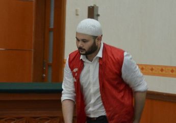 Nemenin Ridho Rhoma Disidang, Ini Harapan Rhoma Irama Kepada Anaknya