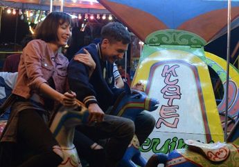 Review Film Pertaruhan: Ketika Cewek Nolong Pacar dan Keluarganya