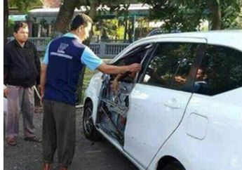 Mobil Murah LCGC ini Copot Pintunya, Netizen Ngakak, Ternyata Karena Nabrak Beginian
