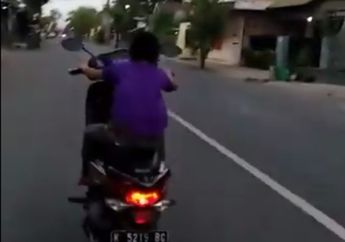 Bocah Jawa Tengah Ini Bergaya Freestyle, Diketawain Orang Hingga Vietnam dan Thailand