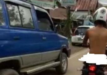 Duh, Aksi Telanjang Mengendarai Motor Dilakukan Pria Ini yang Berstatus PNS