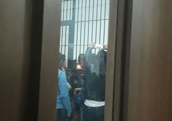 Hari Ulang Tahun, Saipul Jamil Dapat Kejutan dari Mantan Pacar dan Fans