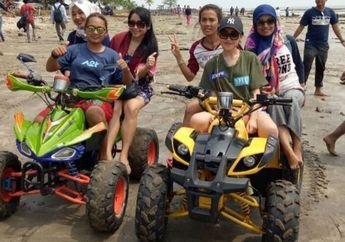 Ayu Ting Ting Liburan ke Anyer, Eh Dicibir Netizen Karena Lakukan Hal ini