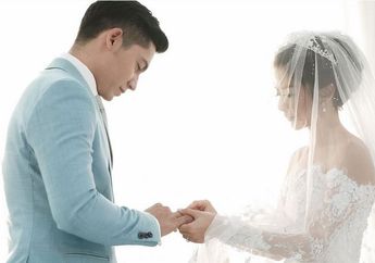 Yeay! Samuel Zylgwyn dan Franda Rayakan Anniversary Pernikahan, Kadonya Apa Nih?