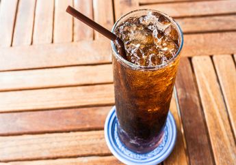 Ini 5 Bahaya Minum Diet Soda, Bahaya ke-4 Paling Ngeselin!