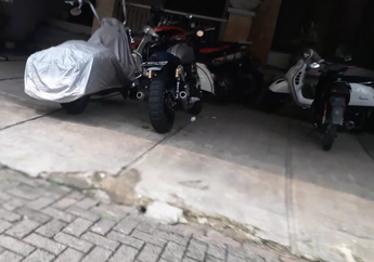 Rumah Mieke Amalia Masih Dipantau Polisi, Motor Tora Sudiro Berserakan di Garasi!
