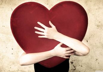 Jantung Berdebar Meski Tidak Sedang Jatuh Cinta? Jangan-jangan Kamu Sakit Ini