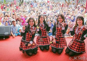 Tak Cuma Jago Goyang, Aksi Member JKT48 Sambut HUT RI Ke-72 Ini Bikin Merinding!
