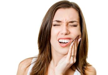 3 Kebiasaan yang Secara Tidak Sadar Kita Lakukan dan Merusak Gigi