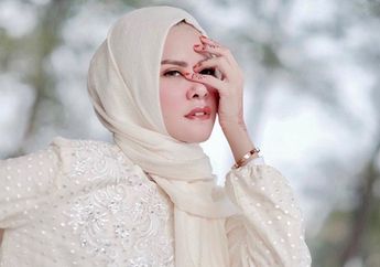 Nyesek, Angel Lelga Kehilangan Casing HP Seharga Tabungan Haji Buat Dua Orang!