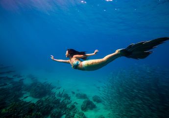 Nggak Perlu Ekor Palsu, Pakai Fashion Item yang Lucu Banget Ini Aja Kalau Kamu Ingin Jadi Mermaid