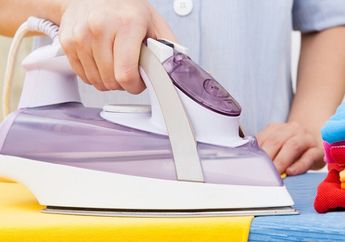 Terlalu Malas Setrika? Lakukan 3 Cara Mudah Ini Untuk Menghilangkan Kusut di Bajumu