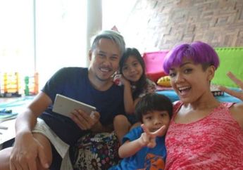 Diberi Kejutan Tak Terduga oleh Suami di Hari Ulang Tahunnya, Nirina Zubir: So Out of The Box!