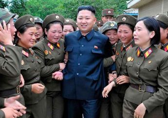 Siapa Bilang Hanya Cowok yang Boleh Jadi Tentara? 10 Negara Ini Ternyata Punya Tentara Cantik, Nomor 6 Nggak Nyangka Banget!