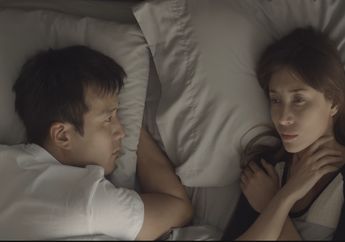 VIDEO: Kisah Cinta Sejati yang Diuji Ketika Si Gadis Tiba-Tiba Buta, yang Dilakukan Suaminya Bikin Nangis