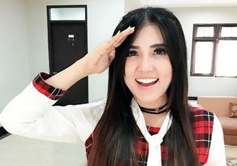 Nonton Konser Dangdut Fans Sampai Cidera Leher, Via Valen Kemudian Lakukan Hal Ini