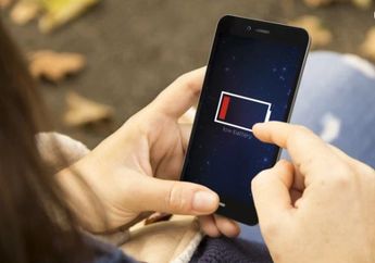 Tips Hemat Baterai Smartphone Saat Pergi Liburan