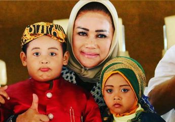 Ini Bukti Gaya Hijab Siti Masitha, Walikota Tegal yang Tertangkap KPK Mirip dengan Hetty Koes Endang, yuk Intip!