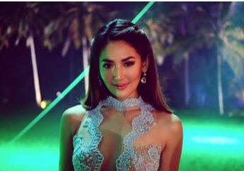 Selain Tampil Seksi, Aksesori Kecil Ini Nggak Pernah Ketinggalan Dipakai Sama Puteri Indonesia 2011, Apa ya?