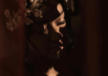 Foto Julia Perez Ini Lain daripada yang Lain, Sakral dan Penuh Makna