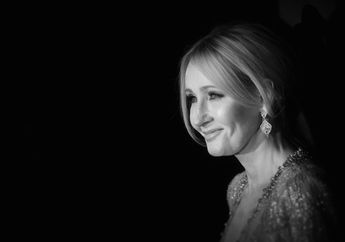 Pernah Ingin Bunuh Diri Karena Sangat Miskin, Sekarang Jadi Salah Satu Wanita Terkaya Di Dunia