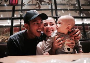 Persis Kayak Di FTV, Begini Kata-kata Romantis Fandy Christian Ke Istri