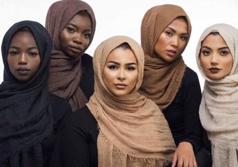  Warna Kulit Wajah Tentukan Warna Hijab, Apa Tipsnya?