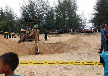 Geger! Warga Mencium Bau Busuk, Ketika Digali Ini Isinya!