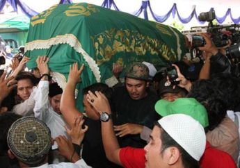 Salat Gaib Raffi Ahmad untuk Olga Syahputra, Air Mata Berceceran di Tanah Suci