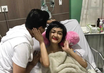 Kejutan, Berbaring Pun, Jupe Tetap Di-Make Over. Ini Penampilan Barunya!