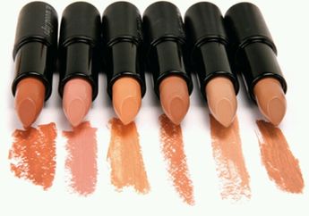 Nggak Hanya Matte dan Glossy, Inilah Istilah-istilah Lipstik yang Harus Kita Tahu!
