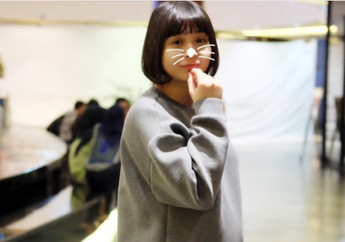 Mau Potong Poni Sendiri di Rumah? Bisa Banget, yuk Ikuti Cara Ini