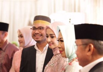 BREAKING NEWS: Laudya Cynthia Bella dan Ponakan Jusuf Kalla Gelar Pesta Ulang Tahun, Sebuah Balon Besar Penanda Cinta Menjulang di Atas Rumah   