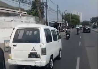 Kejar-Kejaran Dengan Pelanggar Parkir, Petugas Suku Dinas Perhubungan Jakarta Timur Di Buat Kewalahan
