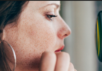 Jangan Makan Camilan Ini ya Kalau Nggak Mau Muka Jadi Makin Jerawatan Nggak Karuan, Hiks.... 