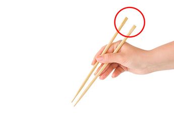 Terungkap, Benda di Lingkaran Merah pada Sumpit, Ternyata Punya Kegunaan Seperti ini