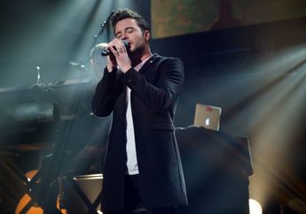 Makan Nasgor Indonesia, Shane Filan Lancar Ngomong &ldquo;Telor Ceplok&rdquo;?