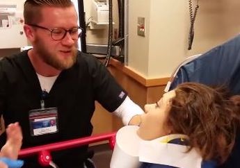 Habis Dioperasi, Tidak Diduga Pasien Wanita Ucapkan Kata-kata yang Kejutkan Dokternya, Ternyata ini Penyebabnya