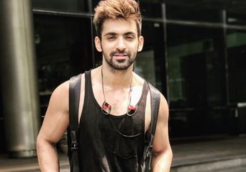 Arjit Taneja Pulang Kampung, Masih Ada 5 Aktor India Lainnya yang Ganteng Tinggal di Indonesia!