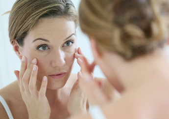 Jangan Dianggap Sepele, 4 Kebiasaan Ini Bikin Kantung Mata Kamu Makin Tebal dan Hitam