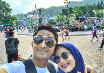 Hengky Kurniawan dan Sonya Fatmala Pacaran ke Disneyland, Loh Anak-Anak Kemana?