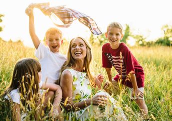 Nggak Nyangka! Jumlah Anak dari Wanita Ini Hampir Sama dengan Umurnya, Berapa ya?