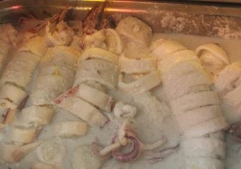 Nikmatnya Ketupat Sotong Khas Terengganu