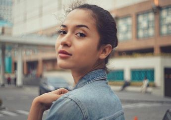 Putri Marino Relakan Dunia Presenting Demi Main Film Yang Membuatnya Bergetar