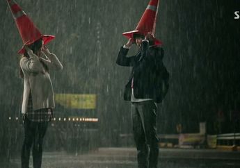 5 Adegan Hujan Paling Fenomenal Ala Drama Korea, dari yang Kocak Sampai Bikin Baper