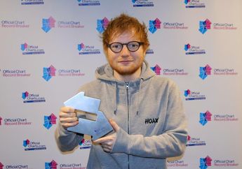 Divide Ed Sheeran Pecahin Rekor Official Charts 2017, Albumnya Laris Lagunya Manis