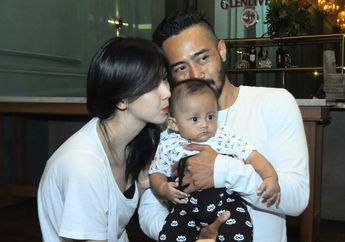 Yama Carlos Izinkan Istri untuk Terbang Lagi!