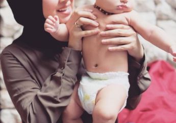 Putra Kecil Aryani Fitriana Dan Donny Michael Yang Baru Berusia 5 Bulan Sudah Disunat, Netizen Kasihan