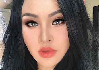 Keren Banget! Makeup Artist Ini Buat Riasan Disney Princess Gabungan Si 'Baik' dan Si 'Jahat'